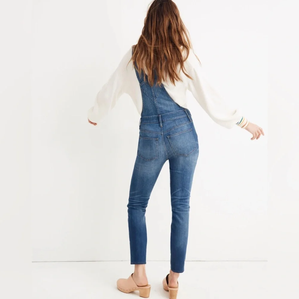 MADEWELL, skinny leg, denim blue overalls, in Jansing wash. Size large. - Picture 7 of 7